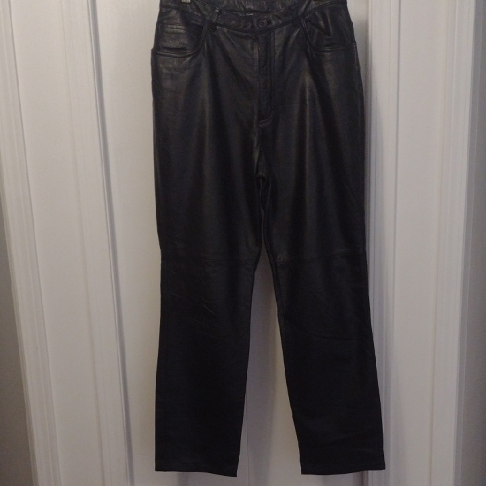 Jones New York Sport Petite 100% Leather Pants.